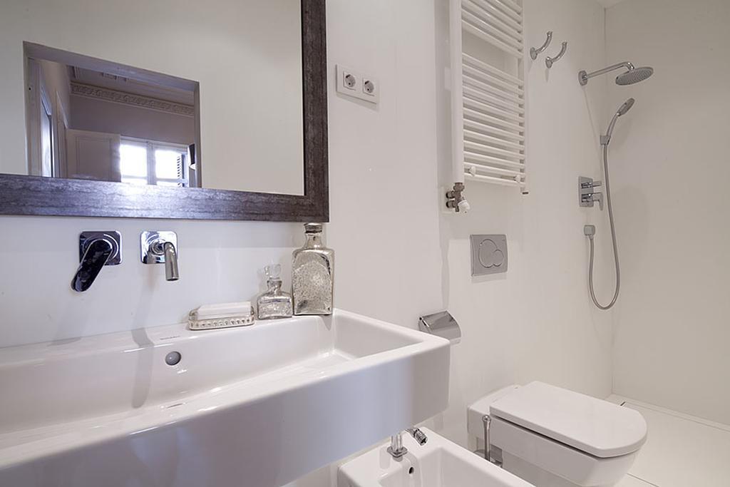Apartment Barcelona Rentals - Rambla De Catalunya Center Exteriör bild